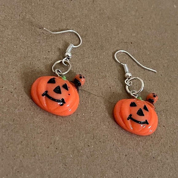 New Handmade Sterling Silver Halloween Pumpkin & Baby Pumpkin Dangle Earrings - Picture 2 of 9